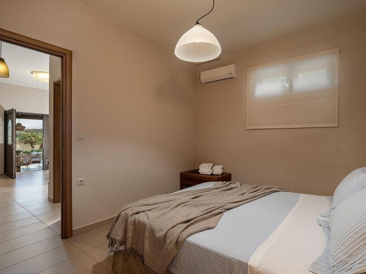 Villa Hibiscus Spilia  Экстерьер фото
